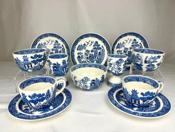 Wedgwood - Tafelservies (12) - Aardewerk - Willow