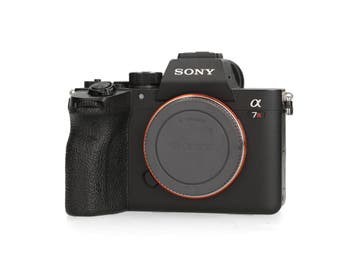 Sony A7R IV - <63.000 kliks - 1 jaar garantie, Ophalen of Verzenden, Zo goed als nieuw, Sony