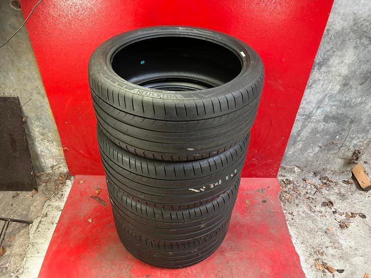 4x 265/35R20 Vredestein Ultrac Pro, Auto-onderdelen, Banden en Velgen, 19 inch, Zomerbanden, 265 mm, Personenwagen, Gebruikt, Band(en)