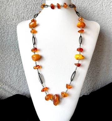 Lange Art Deco-ketting met natuurlijk Baltisch amber 77 g -