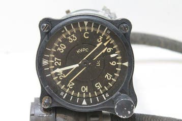 Zapadpribor UGR-1 radio-kompas luchtvaartinstrument -