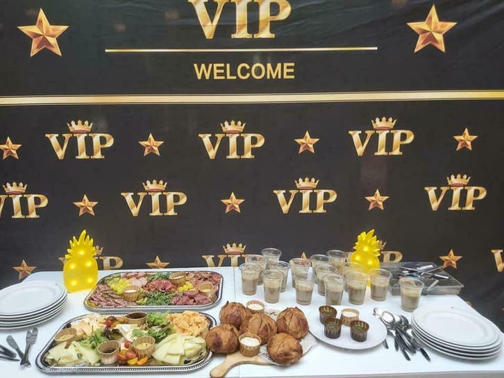 VIP Fotodoek, Fotobooth achterwand huren verhuur thema, VIP, Hobby en Vrije tijd, Feestartikelen | Verhuur, Overige, Nieuw, Ophalen