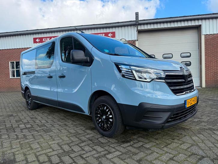 Renault Trafic 2.0 Blue dCi 130 T29 zeer nette auto L2H1 Sta, Auto's, Bestelauto's, Onderhoudsboekje, Lease, Handgeschakeld, Overige kleuren