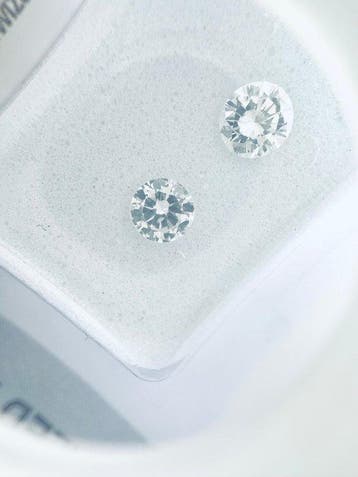 Zonder minimumprijs - 2 pcs Diamant (Natuurlijk) - 0.45 ct -, Nieuw