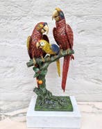 sculptuur, Parrot family - 41 cm - Brons, Marmer