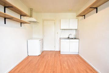 Studio te huur in Breda - 18 m² - 1 kamer(s), Huizen en Kamers, Breda