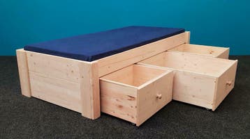 houten BED met 3 RUIME LADEN 14 matrasmaten, Nieuw