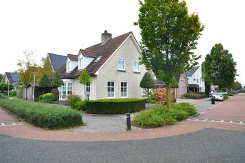 Te huur: Huis Dorsvelden in Best, Huizen en Kamers, Best, Noord-Brabant