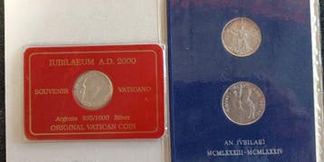 Vaticaan. Giovanni Paolo II. 500, 1000 Lira 1984/2000, 3 x