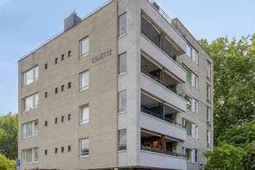 Appartement Henriette Ronnerstraat in Tilburg, Tilburg, Noord-Brabant, Via bemiddelaar, Appartement