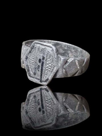 Middeleeuwen, kruisvaardersperiode Silver Stunning Seal Ring