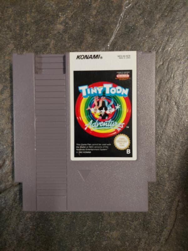 Tiny Toon adventures (NES tweedehands game), Spelcomputers en Games, Games | Nintendo NES, Zo goed als nieuw, Ophalen of Verzenden