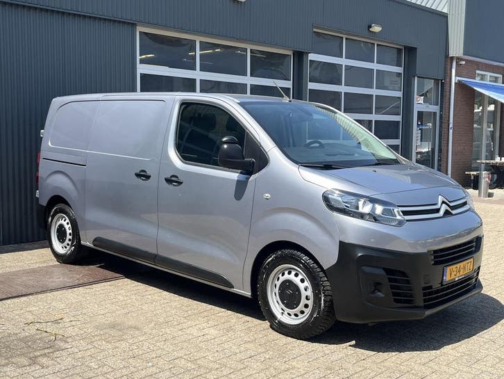 Citroën Jumpy 1..5 BlueHDI, Auto's, Bestelauto's, Onderhoudsboekje, Lease, Zwart, Handgeschakeld, Zilver of Grijs, Citroën, Financial lease