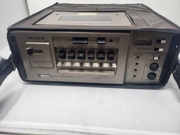 Sony VO-4800PS Portable U-matic S Videocassette Recorder -