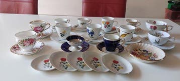 Royal Albert - bone china - Koffie- en theeservies (19) -