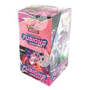 Fusion Strike Booster Box (18 Boosters), Ophalen of Verzenden, Nieuw
