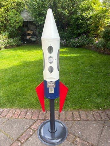Kauwgomballenmachine - Gumball machine - LYPC Retro Rocket, Antiek en Kunst