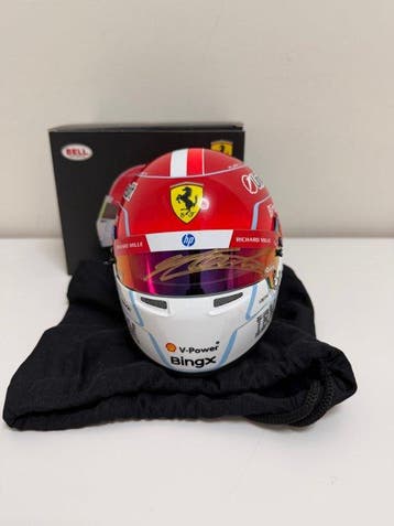 Ferrari - Charles Leclerc - 2026 - Schaal 1:2 helm, Nieuw