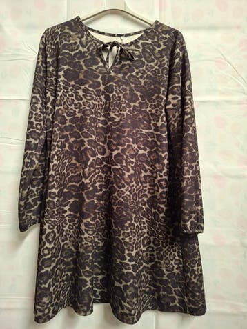Jurk luipaardprint groen/zwart, Kleding | Dames, Jurken, Beige, Maat 42/44 (L), Knielengte, Onbekend