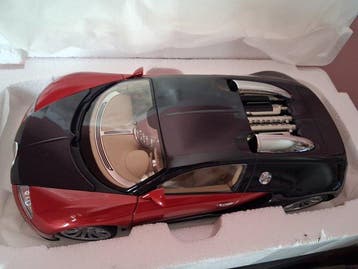 Autoart 1:18 - Modelauto - Bugatti EB 16.4 Veyron, Hobby en Vrije tijd, Nieuw