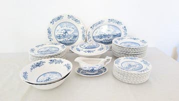 Johnson Bros. - Eetservies voor 12 (44) - Porselein - Tulip, Antiek en Kunst, Antiek | Meubels | Tafels