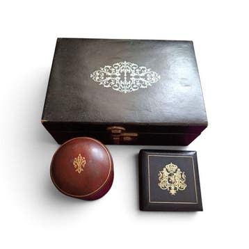 Decoratief ornament (3) - Florence-lederen dozen