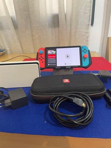 Nintendo - Switch oled rojo neón azul - Handheld gaming, Nieuw