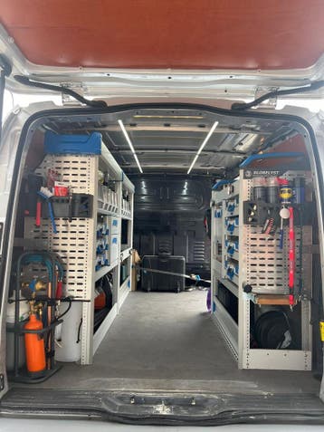10% korting op gebruikte bedrijfswagen inrichting in Juni, Ophalen of Verzenden, Gebruikt