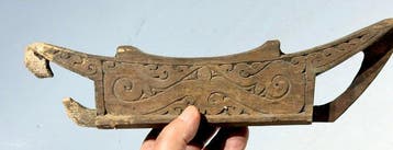 houten neksteun - Ansus-dorp - West-Papoea (Zonder