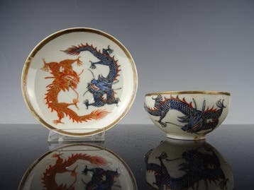 Kop en schotel - Porselein - Qing dynastie 1644-1911