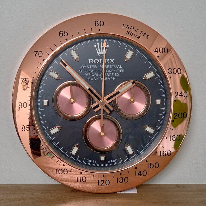 Moon24 - “Daytona Rose Gold ” Wall Clock 4/19, Antiek en Kunst, Kunst | Designobjecten