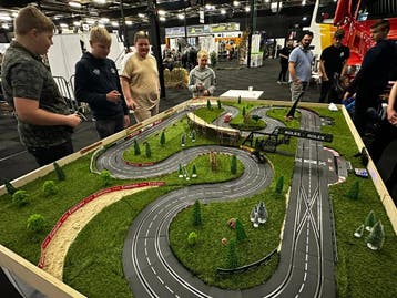 Slotracebaan huren – compleet op maat &amp; dé racebeleving voor, Nieuw