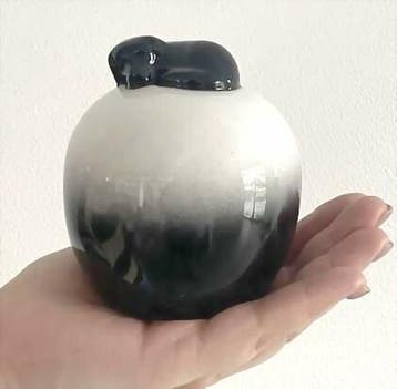 Urn ter herinnering aan uw overleden hondje
