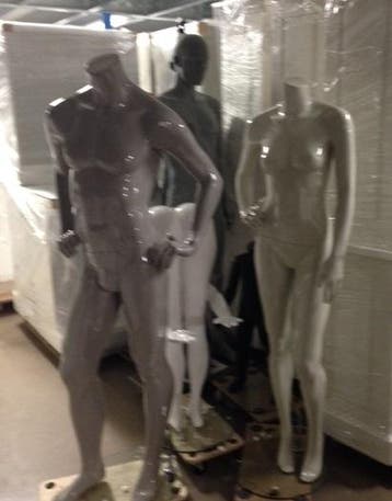 Headless glossy dame