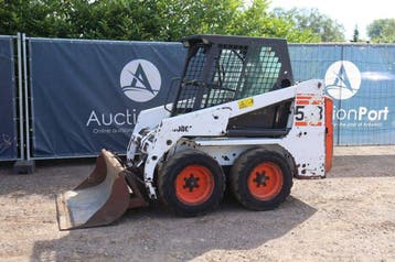 Veiling: Schranklader Bobcat 553 Diesel 18.6kW 2005, Ophalen, Wiellader of Shovel