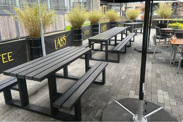 Rockwood® Picknicktafel Beuk - Zwaar Kunststof - Quartz, Ophalen of Verzenden, Nieuw, Rechthoekig, Hout