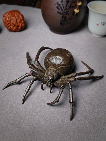 Decoratief ornament - spin - Japan - theeceremonie thee-dier