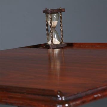 Kleine architectentafel of lezenaar met voor de inktpotplank, Antiek en Kunst, Ophalen of Verzenden