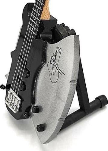 Miniatuur replica Axe Bass basgitaar - Gene Simmons - KISS, Verzenden, Nieuw, Pop, Beeldje of Miniatuur