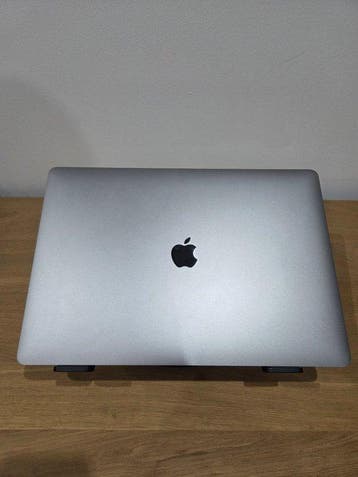 Apple MacBook Pro 16 (2019) | Core i9 2.4GHz | 16GB RAM |, Nieuw