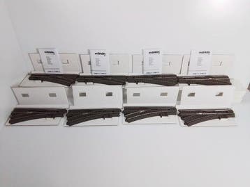 Märklin H0 - 24611/-12 - Modeltrein (8) - 8 x wissel C-ral, Hobby en Vrije tijd, Nieuw