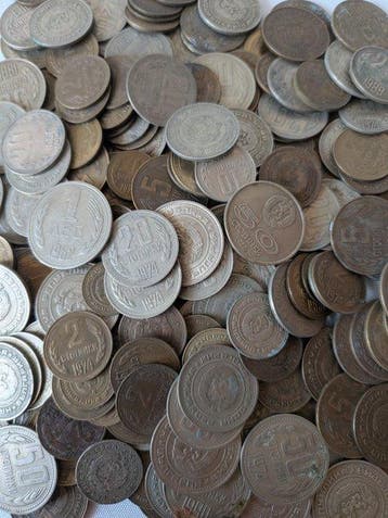 Bulgarije. Set of 200+ coins, various denominations