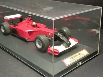 Mattel 1:18 - Modelauto - Ferrari F 2001, Nieuw