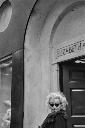 Ed Feingersh - Marilyn In New York, New York, 1955 Large