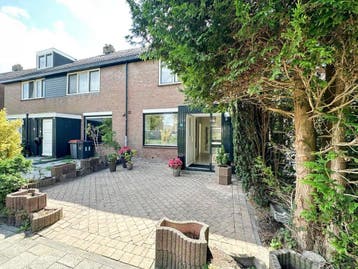Te huur: Huis Lijnbaan in Monnickendam, Monnickendam, Noord-Holland