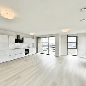 Appartement in Almere gevonden voor €2100,- pm, Huizen en Kamers, Huizen te huur, Direct bij eigenaar, Almere, Appartement, Almere
