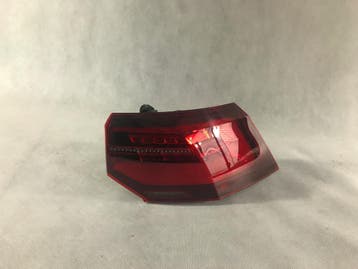 VW Golf 8 VIII achterlicht rechts IQ Light Europa, Auto-onderdelen, Verlichting, Verzenden, Gebruikt