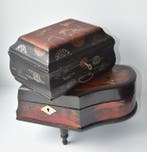 Decoratief ornament (2) - oude juwelendozen waarvan de