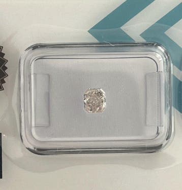 1 pcs Diamant (Natuurlijk gekleurd) - 0.39 ct - Rechthoek -, Sieraden, Tassen en Uiterlijk, Edelstenen, Nieuw