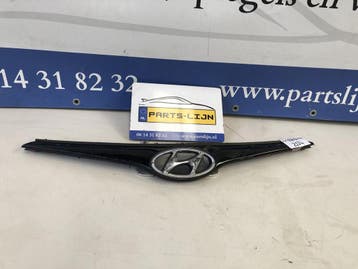 Gebruikte grille sierlijst met logo chroom voor Hyundai i40, Ophalen of Verzenden, Nieuw